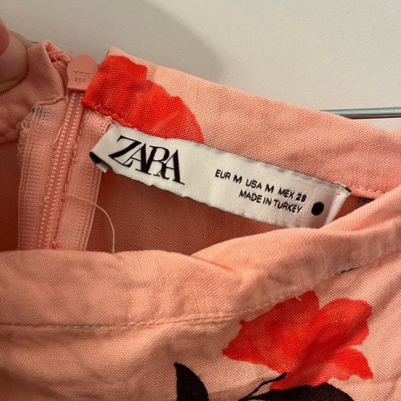 Zara Pink Floral Printed Linen Midi Skirt Size Medium - Red Flower Pattern - Picture 7 of 9